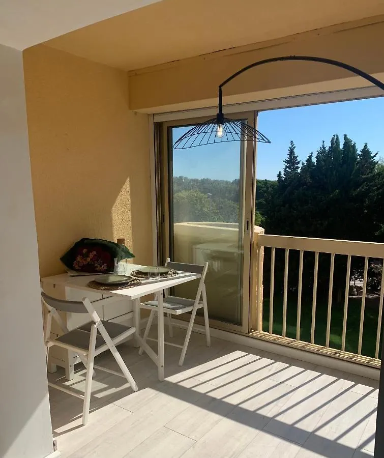 Lägenhet Superbe Studio A 100 Metres De La Plage Six-Fours-les-Plages