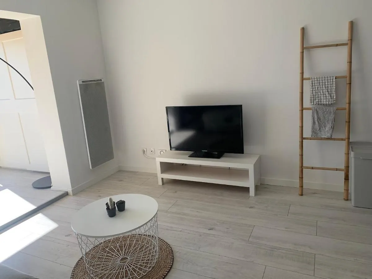 Superbe Studio A 100 Metres De La Plage Six-Fours-les-Plages Lägenhet