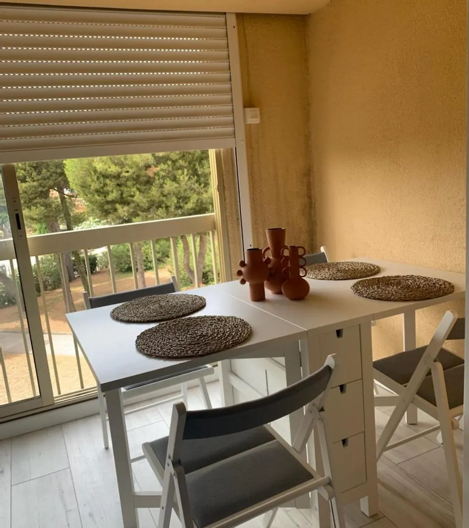 Superbe Studio A 100 Metres De La Plage Six-Fours-les-Plages Fransa